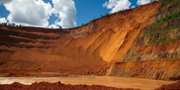 Repubblica Democratica del Congo, frana in una miniera di coltan: oltre 200 vittime