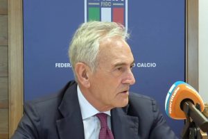 Mondiali 2026, Gravina: “Il paese spinga la nazionale, in America anche a nuoto”