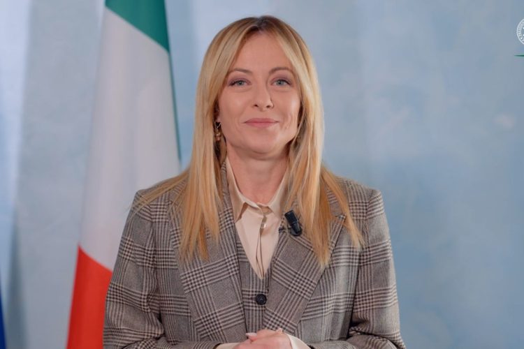 Meloni a Federalberghi