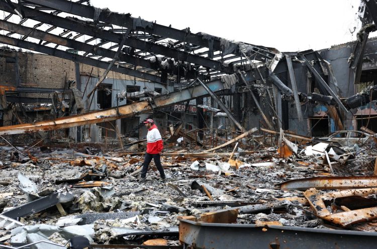 Destruction at auto service center in Tehran after US-Israeli airstrikes, 28 march 2026