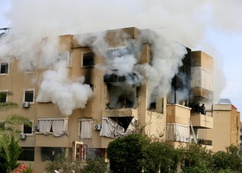 Israeli airstrike targets residential area near southern Lebanese city of Sidon