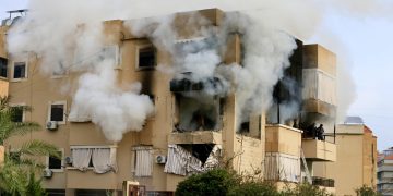 Israeli airstrike targets residential area near southern Lebanese city of Sidon