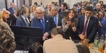 Membri dell'ANM festeggiano la vittoria del No al referendum