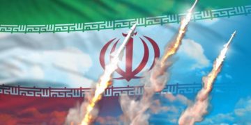 Missile dell'Iran colpisce petroliera USA