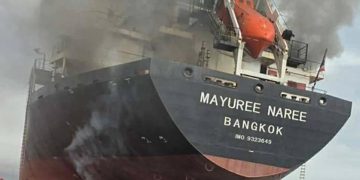 Stretto di Hormuz, nave thailandese centrata da missili iraniani