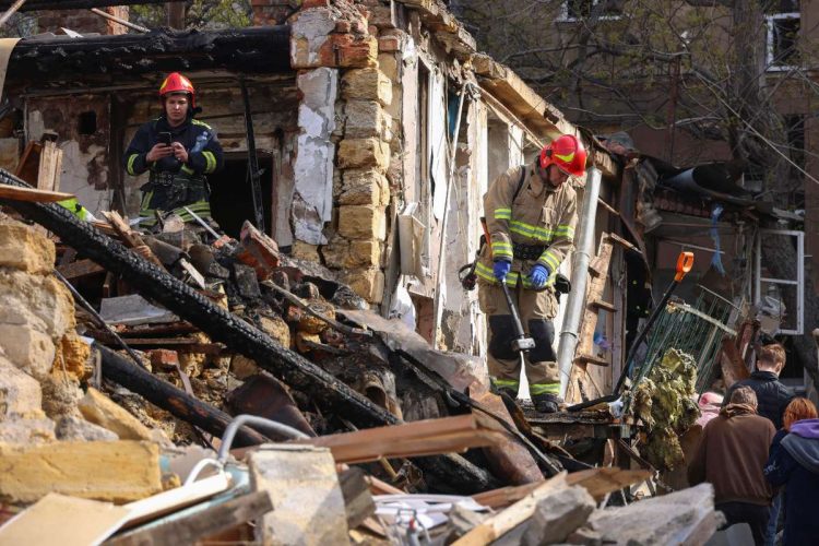 Attacchi russi su Odessa in Ucraina