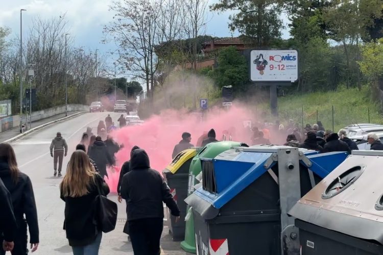 Corteo degli anarchici al Quarticciolo