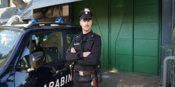 I rilievi dei Carabinieri nei pressi del Divine Club di Bisceglie