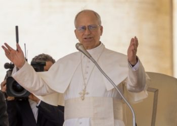 Il Papa condanna le minacce di Trump all'Iran