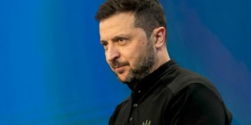 Iran, l'avvertimento di Zelensky