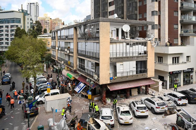 Israel-US Strike Iran Iran Retaliates Against Israel