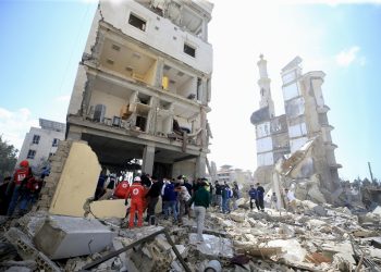 Israeli airstrike targets religious complex in Sidon