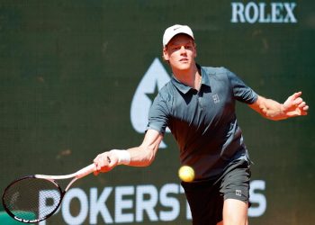 Jannik Sinner durante la partita con Tomas Machac