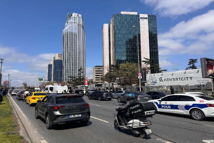 La sparatoria avvenuta davanti al consolato israeliano di Istanbul