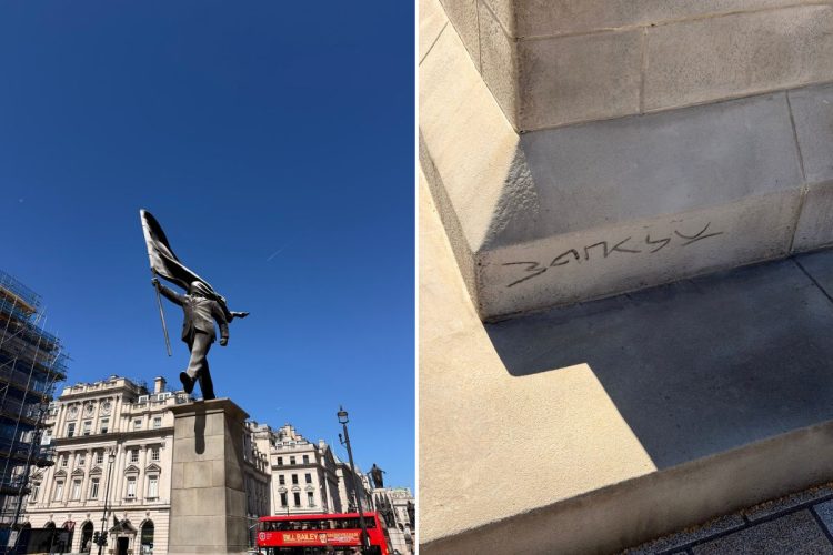 La statua che porterebbe la firma di Banksy