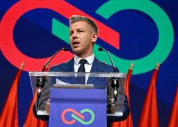 Magyar contro tv e radio in Ungheria