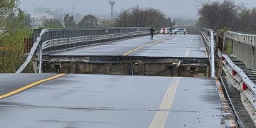 Maltempo in Molise: crolla il ponte sul Trigno
