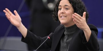 Manon Aubry, leader del gruppo della sinistra radicale The Left al Parlamento europeo