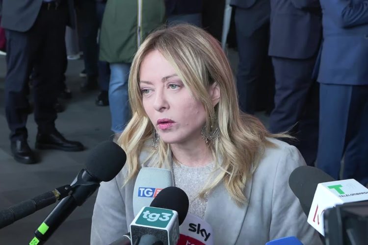 Meloni insultata dalla tv russa