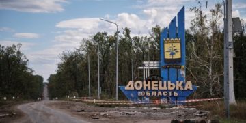 Minatori intrappolati nel Donetsk dopo un attacco ucraino