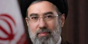 Mojtaba Khamenei sarebbe incosciente e in cura