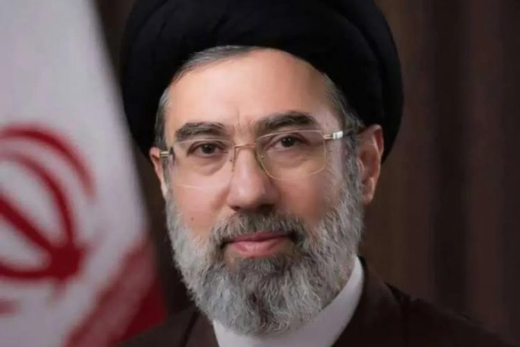 Mojtaba Khamenei sarebbe incosciente e in cura