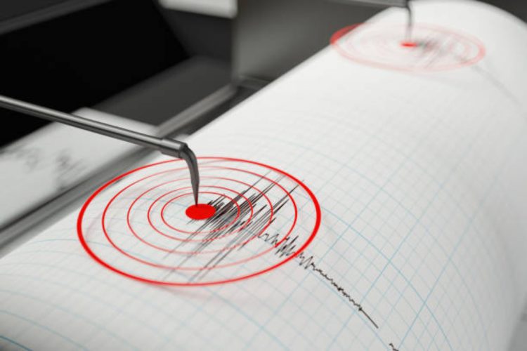 Nuova scossa di terremoto ai Campi Flegrei