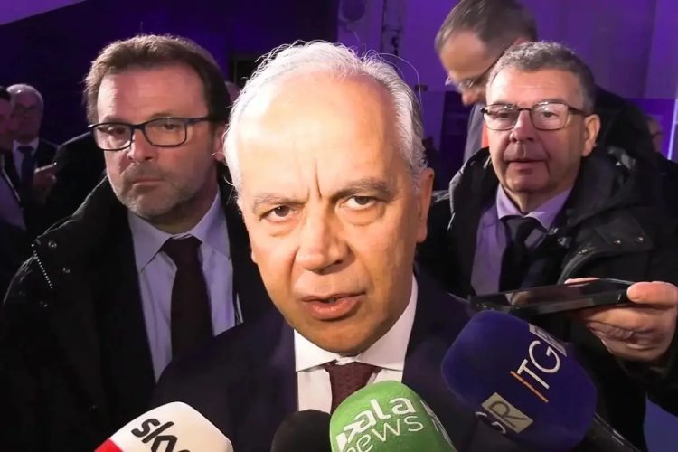 Piantedosi sul fermo di Sea-Watch