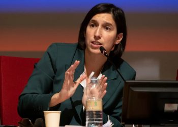 Schlein contro il governo