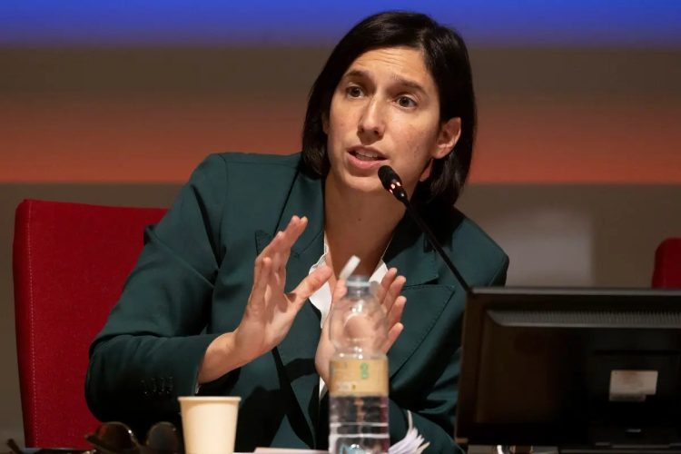 Schlein contro il governo