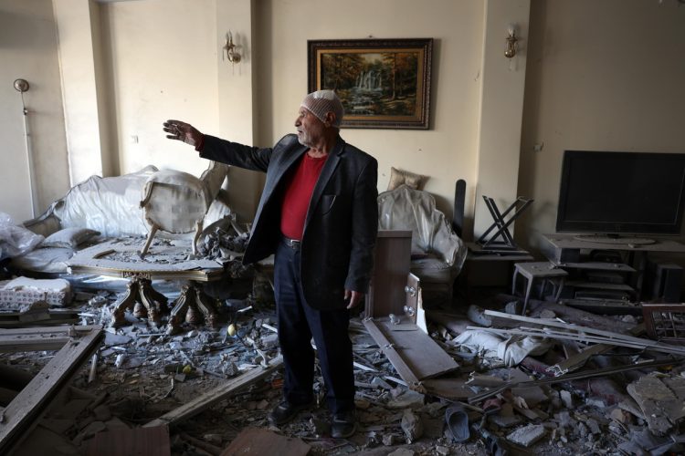 US-Israeli airstrikes hit Khorasaniha Synagogue in Tehran