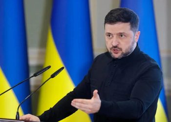Ucraina, Zelensky accetta la tregua di Pasqua