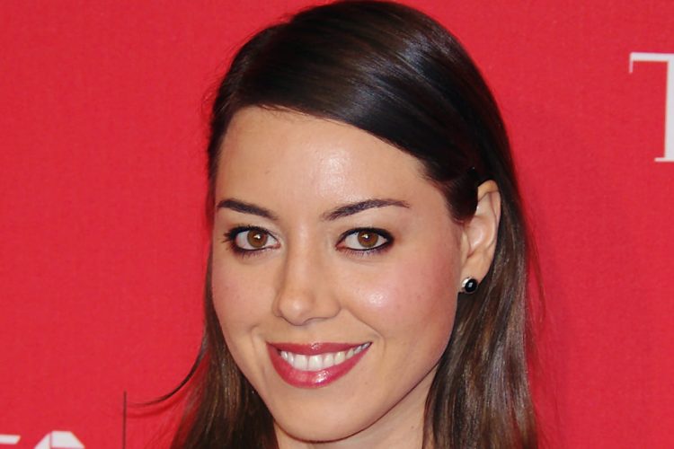 Un primo piano di Aubrey Plaza