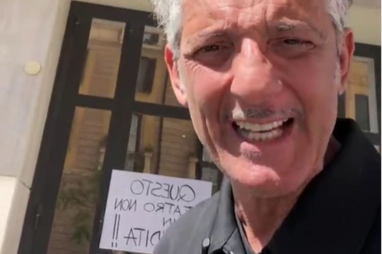 Fiorello critica la Rai sulla vendita del Teatro delle Vittorie