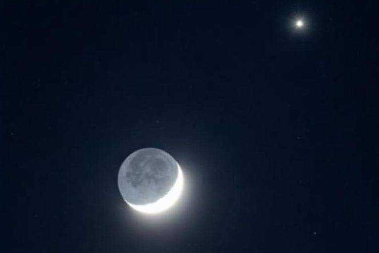 Il bacio tra la Luna e Venere