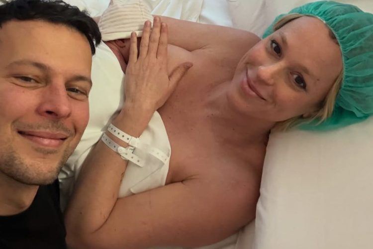 Federica Pellegrini dà alla luce la seconda figlia Rachele