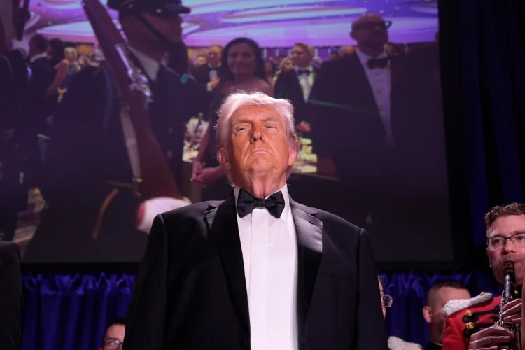 Shooting at White House Correspondents' Association Dinner triggers Trump evacuation