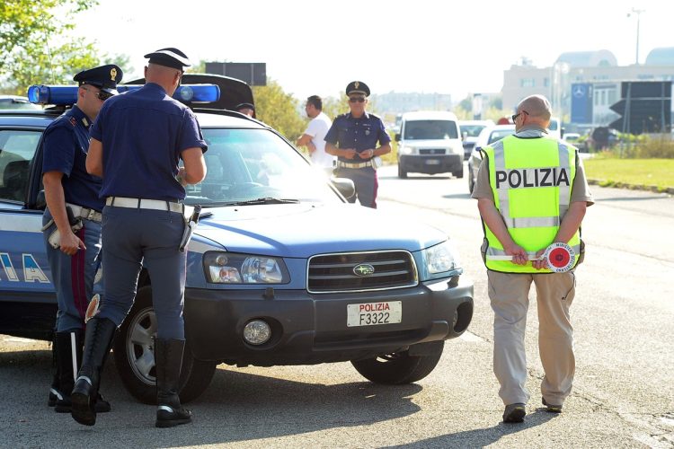 Roadside checks by traffic police officers.jpg