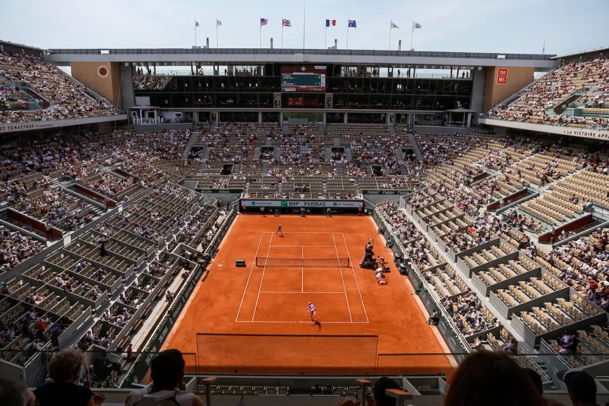 Roland Garros, la diretta | Djokovic, Swiatek e Rublev in campo nel sesto giorno