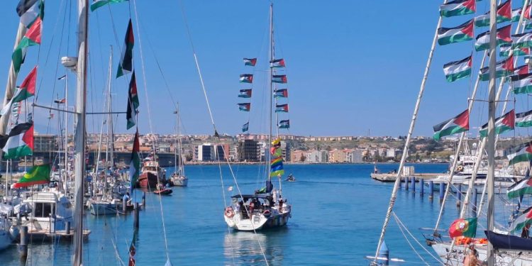 Gli USA condannano e minacciano la Flotilla