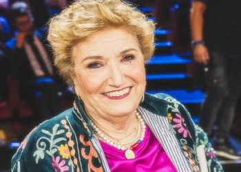 Un'immagine di Mara Maionchi sorridente presa dal suo account Instagram