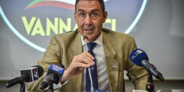 Roberto Vannacci commenta i risultati elettorali a Vigevano