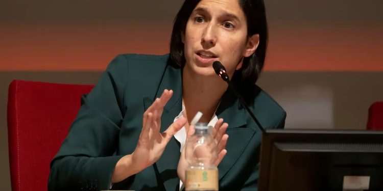 Schlein attacca il governo