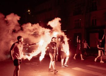 Tifosi del PSG a Parigi