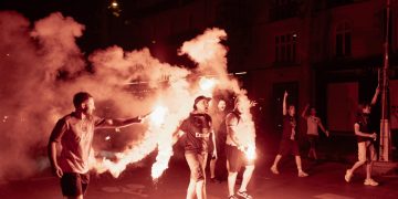 Tifosi del PSG a Parigi
