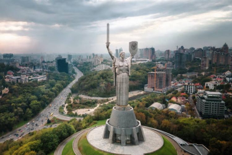Ucraina, attacco russo su Kiev