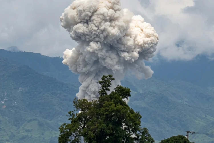 a-powerful-explosion-occurred-at-a-tnla-min-ye-kyaw-swar-1200x800.webp