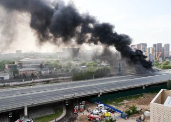 may-17-2026-smoke-billows-from-a-fire-near-cherkizovskaya-station-of-the-moscow--1200x800.webp