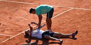 Mensik sta male per il caldo al Roland Garros
