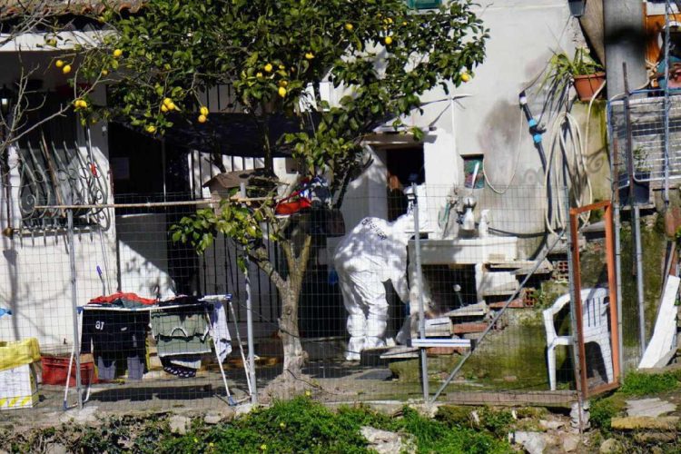 Carabinieri al lavoro per effettuare i rilievi nella villetta di Bordighera dove viveva la piccola Beatrice, morta lo scorso 9 febbraio. Bordighera 30 maggio 2026